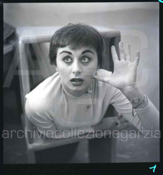 sandra mondaini 1955